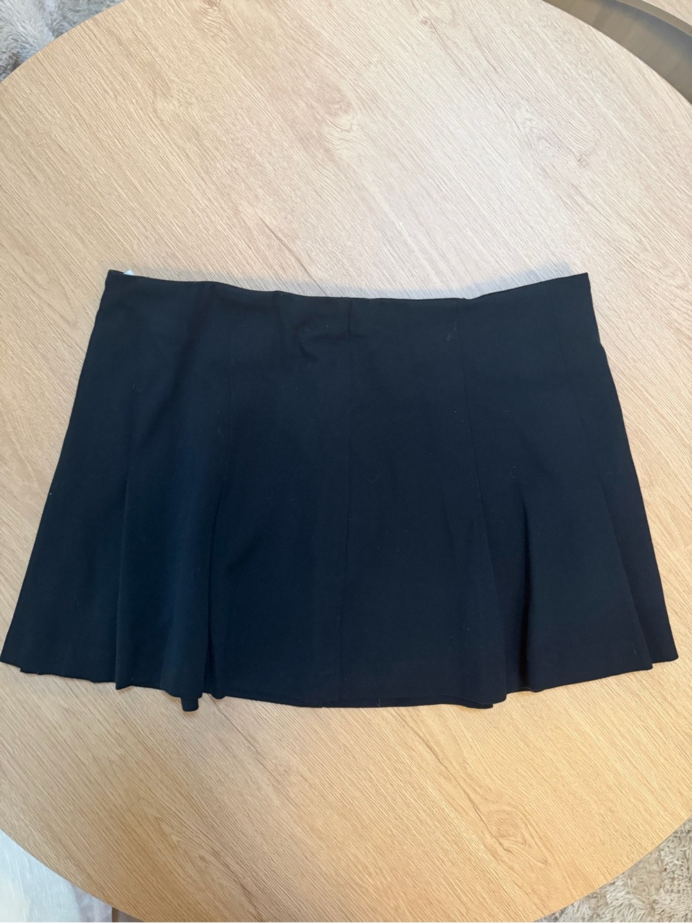 Abercrombie & Fitch Black Pleated Mini Skirt
